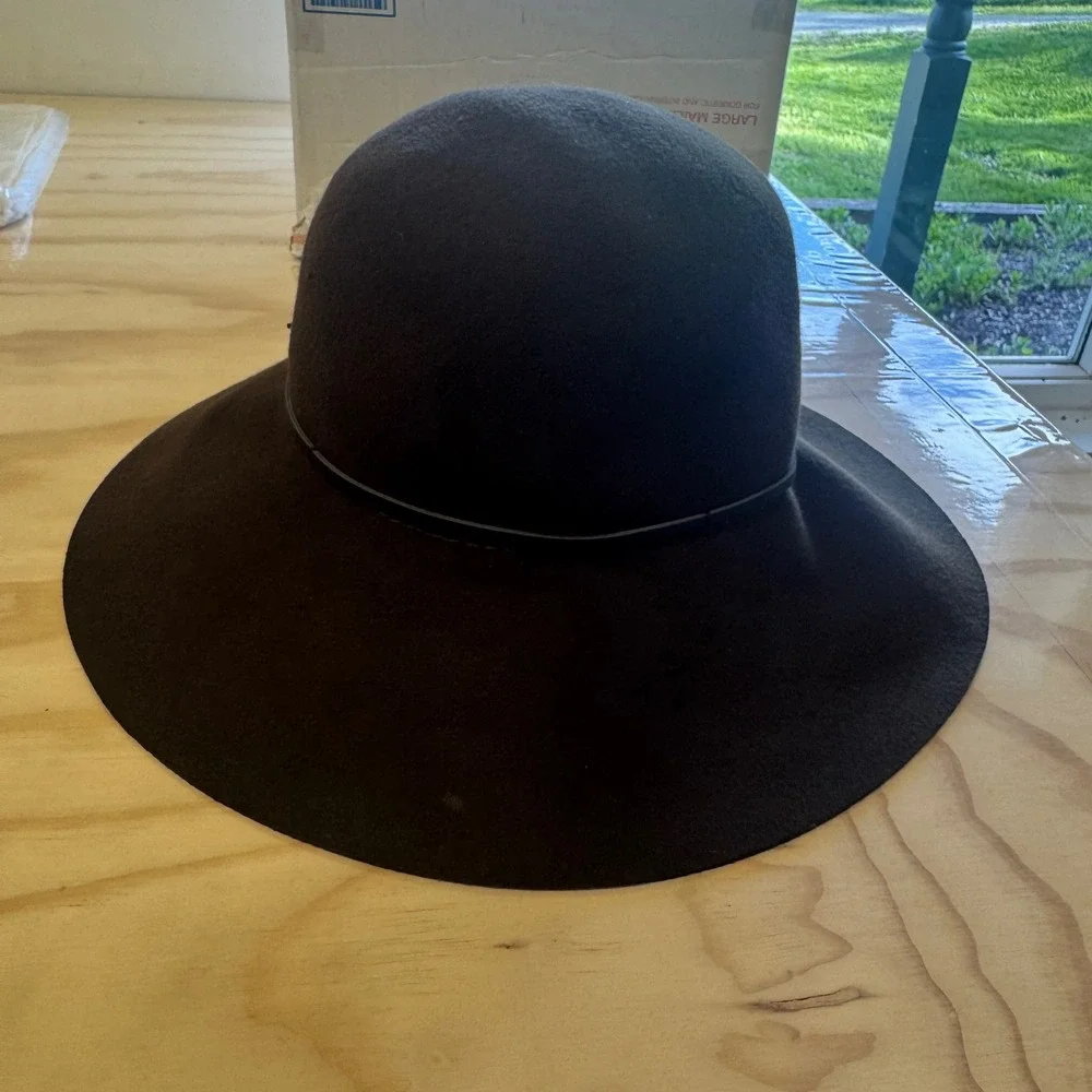 NWT Aritzia Talula Baylis Hat Espresso‎ Brown Wool Floppy Wide Brim Packable S/M